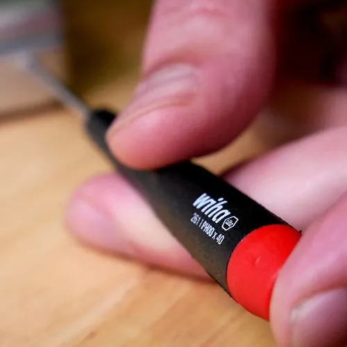 Wiha 26100 Precision Phillips Screwdriver #00 x 40mm