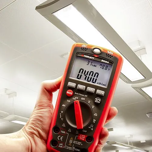 Triplett 9055  3 � Digit 4000 Count 6-in-1 Digital Multimeter CAT IV 600V