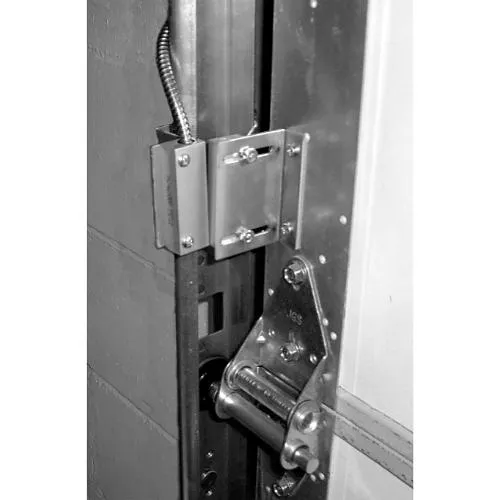 GRI Track Mount Kit wtith S12 and S203 Bracket and Screws