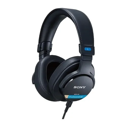Sony MDRM1 Closed-Back Circumaural Headphones with Low-Distortion Drivers, 5Hz-80kHz