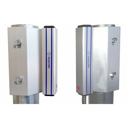 Nascom N205XG/ST N205 Extra Wide Gap Gate Set, 24" Armored Cable, Silver