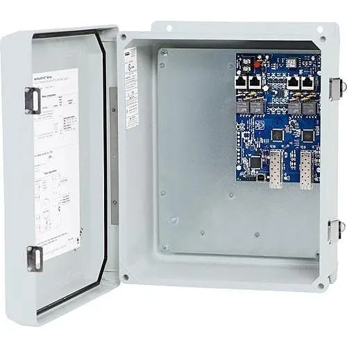 Altronix NETWAYSP41BTWPN 4-Port Hardened 802.3bt 4PPoE Switch, NEMA4/4X, IP66 Rated Outdoor Enclosure