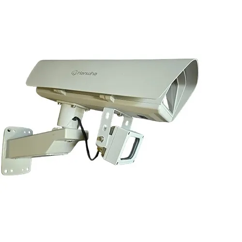 Hanwha PNB-A9092RLPH 4K AI LPR Box Camera Kit with Enclosure