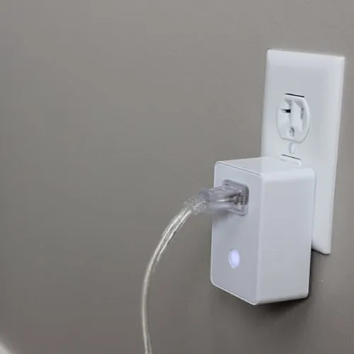 Qolsys QZ2140-840 IQ Dimmer Plug in Lamp Module, Z-Wave Repeater