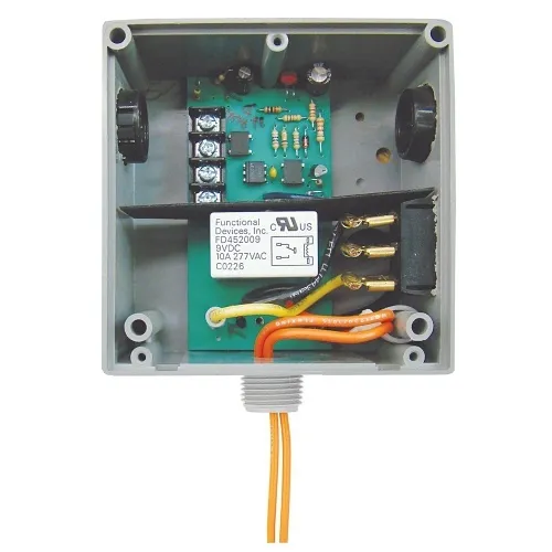 Functional Devices RIBTELS ENCLSD Relay HI/LOW 10A SPST
