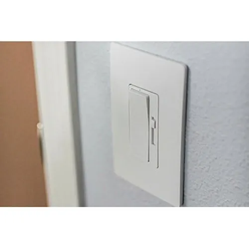 On-Q RWP26W Radiant, One-Gang Screwless Wall Plate
