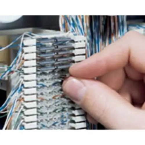 Siemon SA1-100 Bridging Clip, 100-Pack