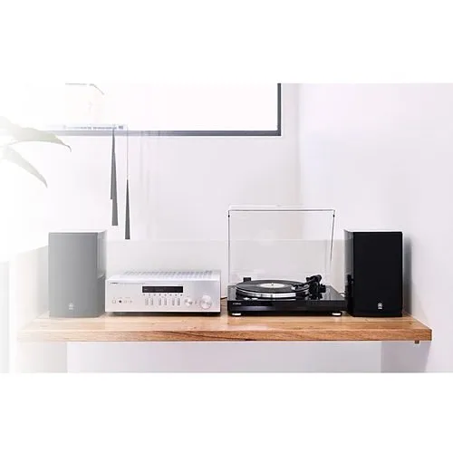 Yamaha TT-S303 Turntable, Piano Black