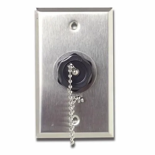 Siemon X-CAP MAX Ruggedized Outlet Dust Cap with Metal Retention Tether